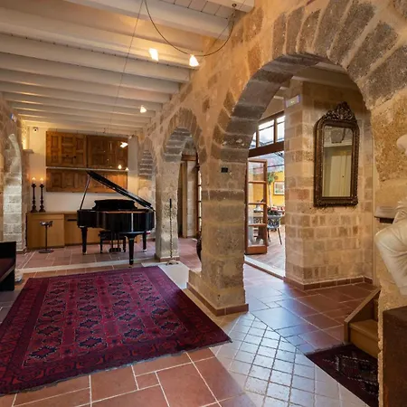 Kókkini Porta Rossa 5*