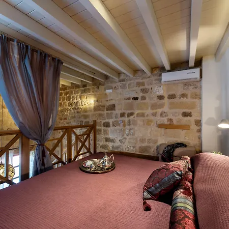 كوكيني بورتا روسا Rhodes City