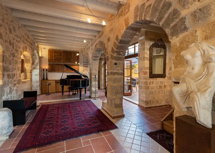 Kókkini Porta Rossa 5*