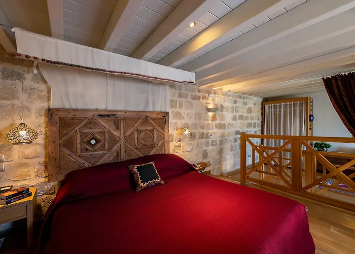 Kókkini Porta Rossa