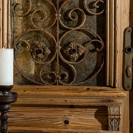 Kokkini Porta Rossa Hotel