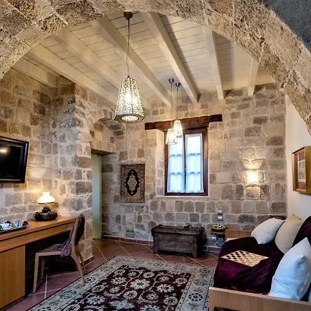 Kokkini Porta Rossa Rhodes City